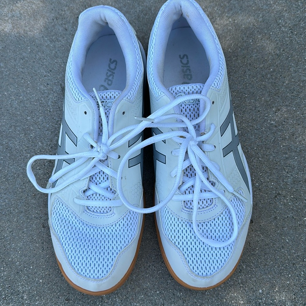 Womens ASICS Gel-Rocket White Volleyball Shoes.